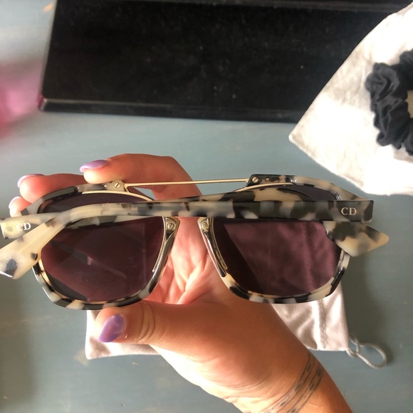 Dior abstract sunglasses - Picture 3 of 6